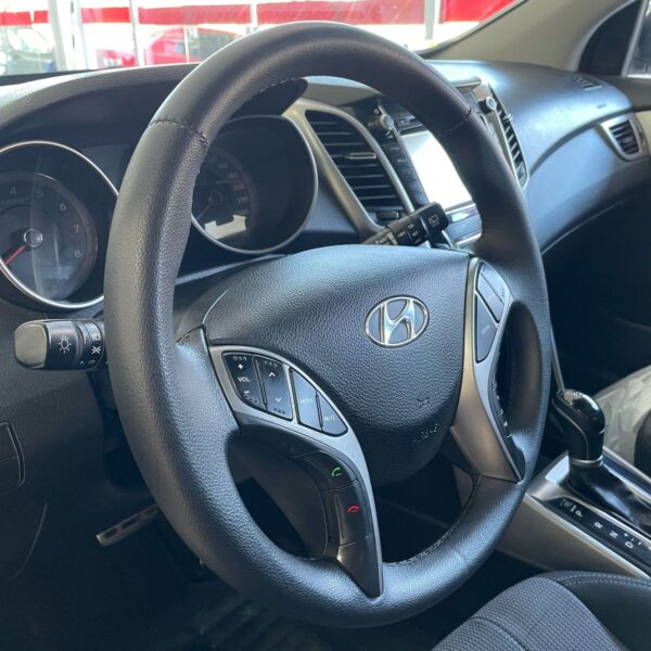 Hyundai - i30 1.8 16V Aut. 5p - Image 11