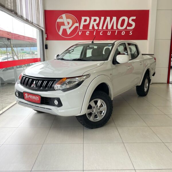 Mitsubishi - L200 Triton Sport GLS 2.4 CD Diesel Mecânico - Image 21