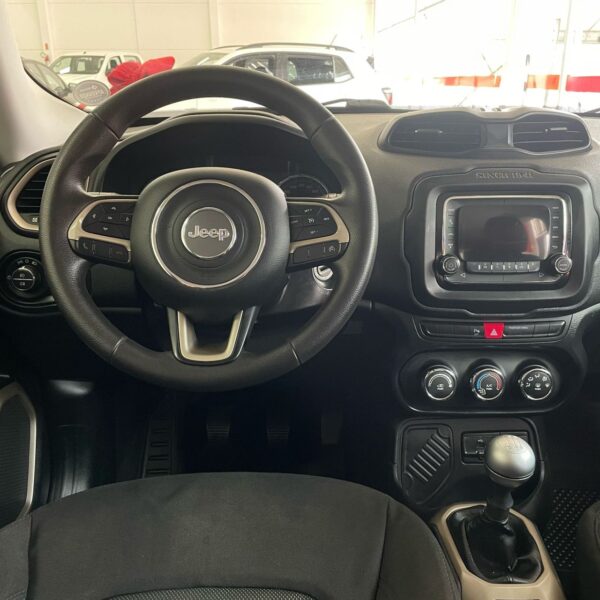 Jeep - Renegade Sport 1.8 4x2 Flex 16V Mec. - Image 10