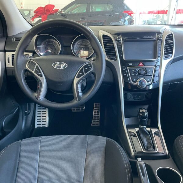 Hyundai - i30 1.8 16V Aut. 5p - Image 10