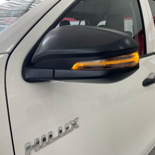 Toyota - Hilux CD 4x4 2.8 Diesel Mec. - Image 19