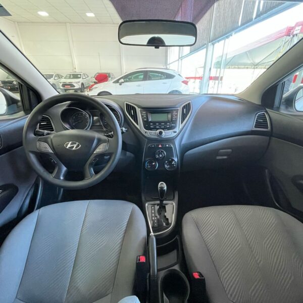Hyundai - HB20 Premium 1.6 Flex 16V Aut. - Image 9