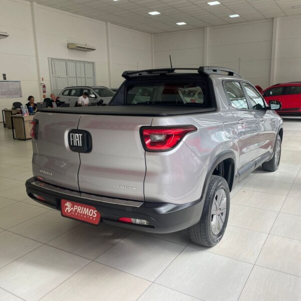 Fiat - Toro Endurance 1.8 16V Flex Aut. - Image 5