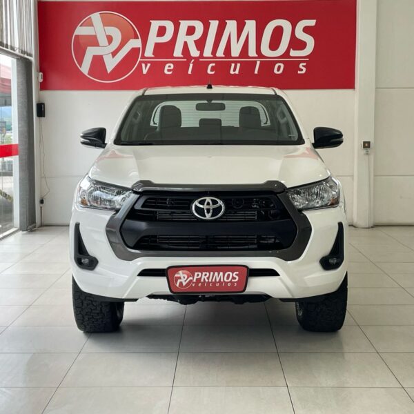 Toyota - Hilux CD 4x4 2.8 Diesel Mec. - Image 3