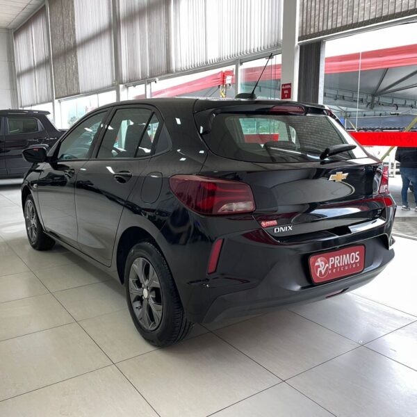 ONIX HATCH LT 1.0 12V Flex 5p Mec. - Image 6