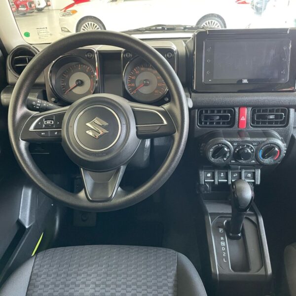 Jimny Sierra 4YOU ALLGRIP 1.5 16V Aut. - Image 9