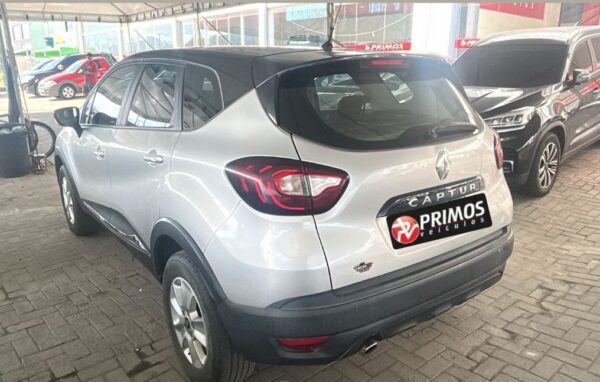 CAPTUR Life 1.6 16V Flex 5p Aut. - Image 3