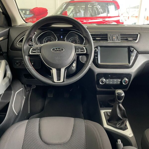 T40 1.5 JET Flex 16V 5p Mec. - Image 9