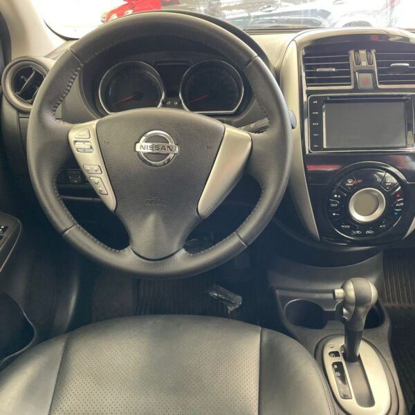 VERSA SL 1.6 16V FlexStart 4p Aut. - Imagem 9