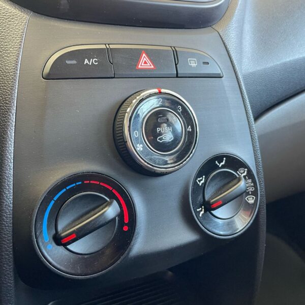 HB20S C.Plus C.Style 1.6 Flex 16V Mec.4p - Imagem 14