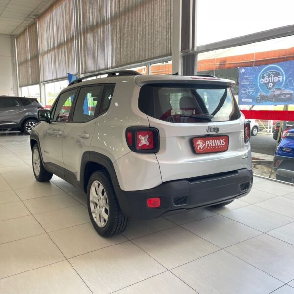 Renegade Longitude 1.8 4x2 Flex 16V Aut. - Imagem 5
