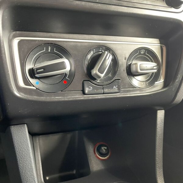 Fox RUN 1.6 Flex 8V 5p - Imagem 12
