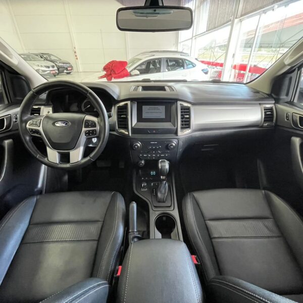 Ranger XLT 3.2 20V 4x4 CD Diesel Aut. - Imagem 8