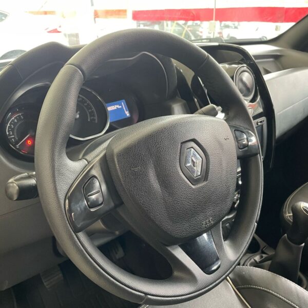 DUSTER OROCH Dyna. 1.6 Flex 16V Mec. - Imagem 7