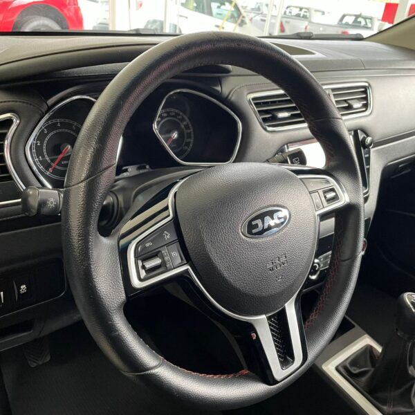 T40 1.5 JET Flex 16V 5p Mec. - Image 10