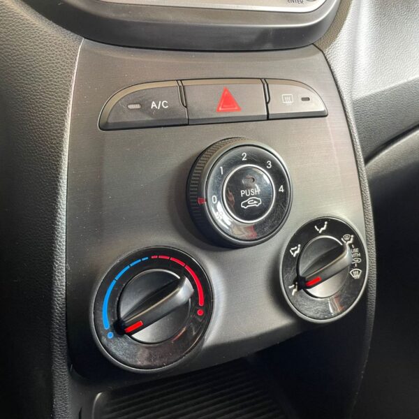 HB20 C. C.Plus C.Style 1.6 Flex 16V Mec. - Imagem 9