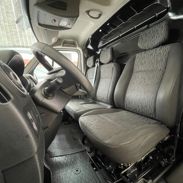 Master 2.3 dCi Furgao 16V Diesel - Imagem 9