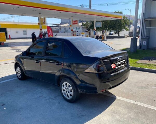 Fiesta Sed. 1.6 8V Flex 4p - Imagem 2