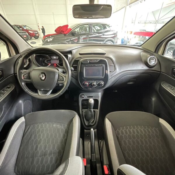 CAPTUR Zen 1.6 16V Flex 5p Mec. - Imagem 8