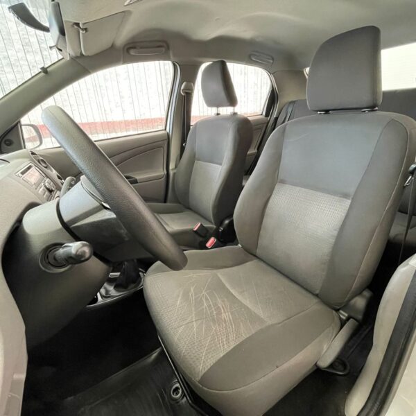 ETIOS XS Sedan1.5 Flex 16V 4p Mec. - Imagem 11