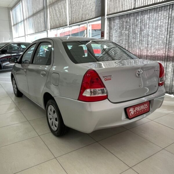ETIOS XS Sedan1.5 Flex 16V 4p Mec. - Imagem 5
