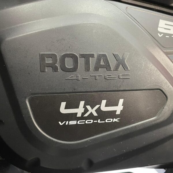 can-am Outlander MAX 570 4X4 Quadriciclo - Imagem 8