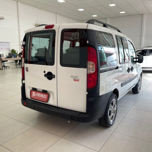 Doblo ESSENCE 1.8 Flex 16V 5p - Imagem 6
