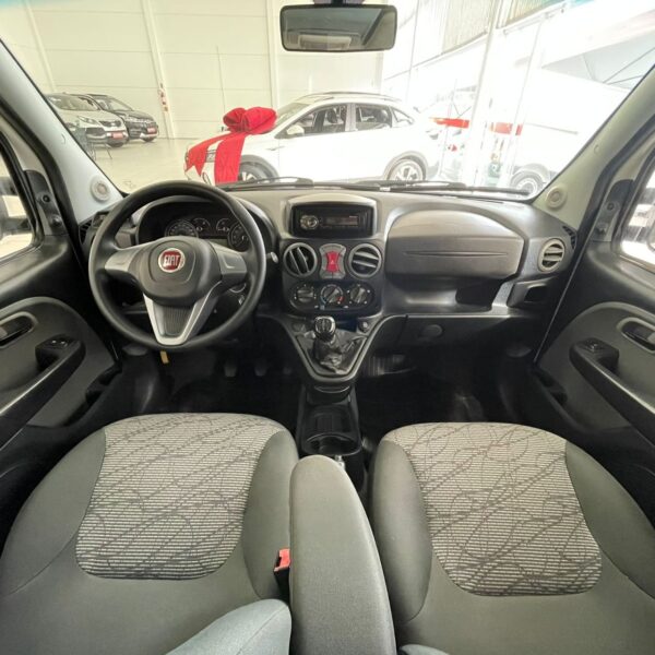 Doblo ESSENCE 1.8 Flex 16V 5p - Imagem 8