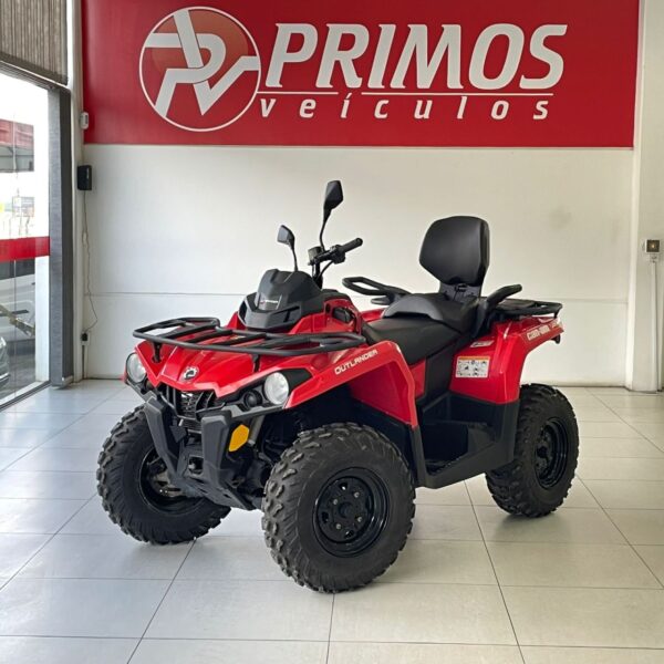 can-am Outlander MAX 570 4X4 Quadriciclo