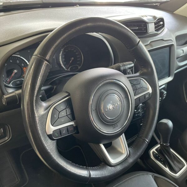 Renegade Longitude 1.8 4x2 Flex 16V Aut. - Imagem 10