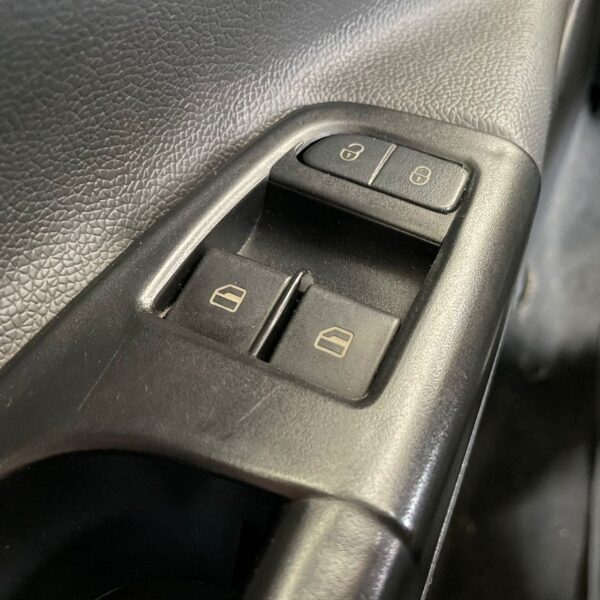 Saveiro 1.6 Mi  1.6 Mi Total Flex 8V - Imagem 15