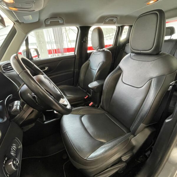 Renegade Longitude 1.8 4x2 Flex 16V Aut. - Imagem 11