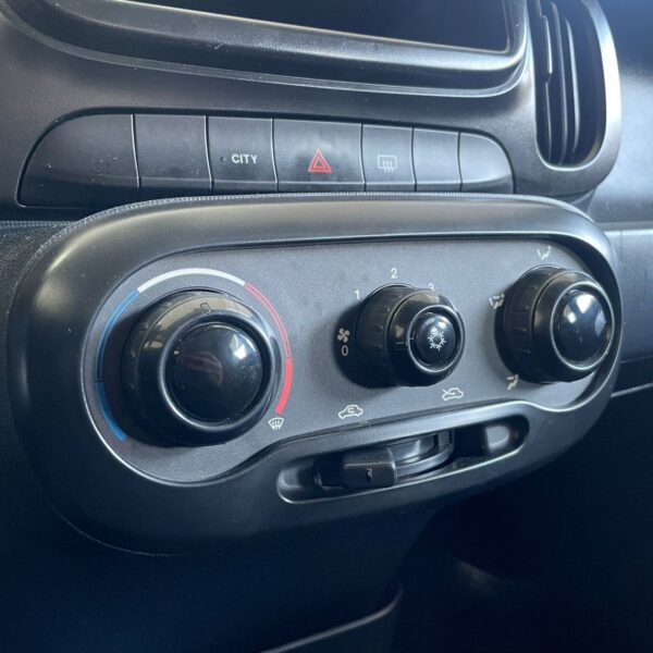 MOBI DRIVE 1.0 Flex 6V 5p - Imagem 13