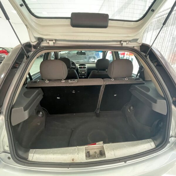 Corsa Hat. Premium 1.4 8V ECONOFLEX 5p - Imagem 7
