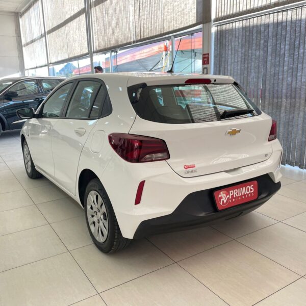 ONIX HATCH LT 1.0 12V Flex 5p Mec. - Imagem 5