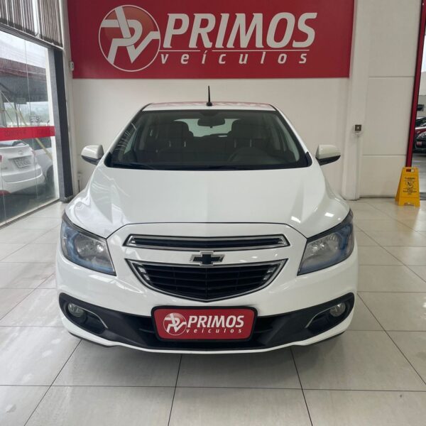 ONIX HATCH LT 1.4 8V FlexPower 5p Mec. - Imagem 2