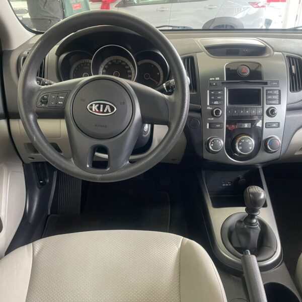 Cerato 1.6 16V Mec. - Imagem 9