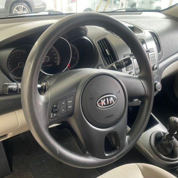 Cerato 1.6 16V Mec. - Imagem 10