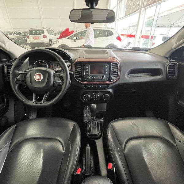Toro Freedom 1.8 16V Flex Aut. - Imagem 6