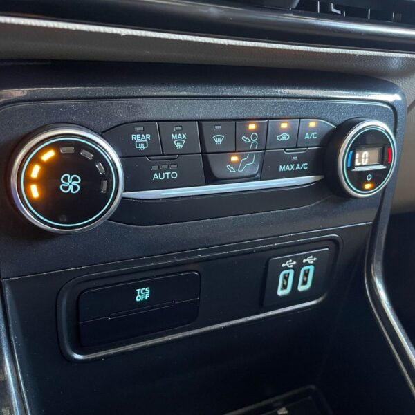 EcoSport TITANIUM 1.5 12V Flex 5p Aut. - Imagem 14