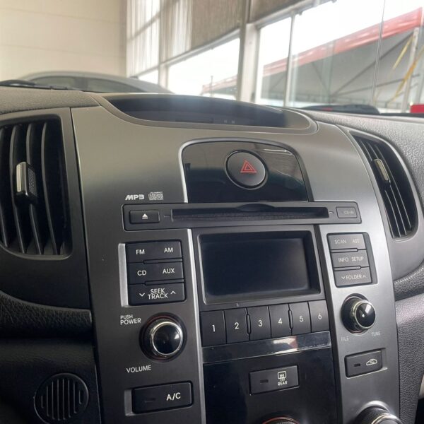 Cerato 1.6 16V Mec. - Imagem 11