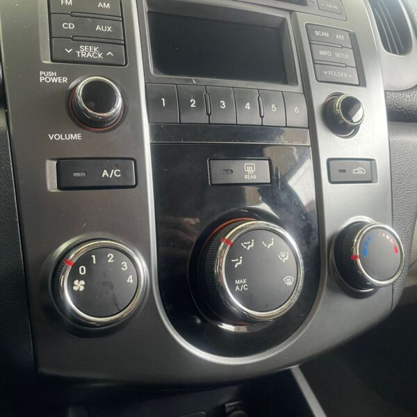 Cerato 1.6 16V Mec. - Imagem 12