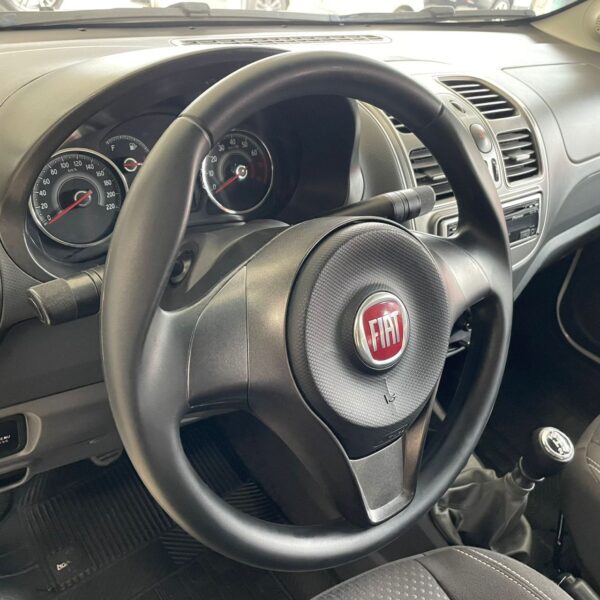 Grand Siena ATTRAC. 1.4 EVO F.Flex 8V - Imagem 11