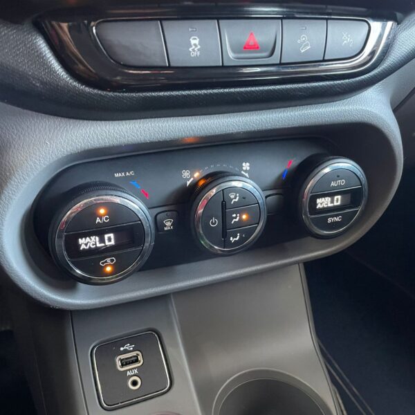 Toro Volcano 2.0 16V 4x4 TB Diesel Aut. - Imagem 15