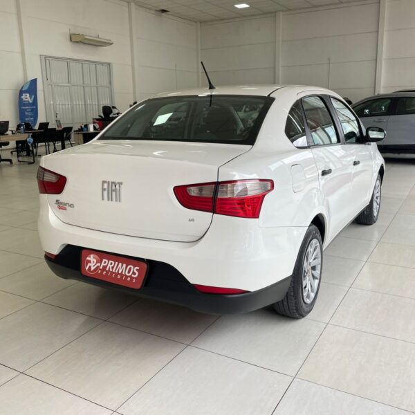 Grand Siena ATTRAC. 1.4 EVO F.Flex 8V - Imagem 6