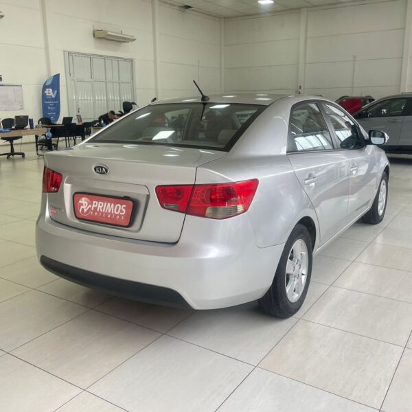 Cerato 1.6 16V Mec. - Imagem 6