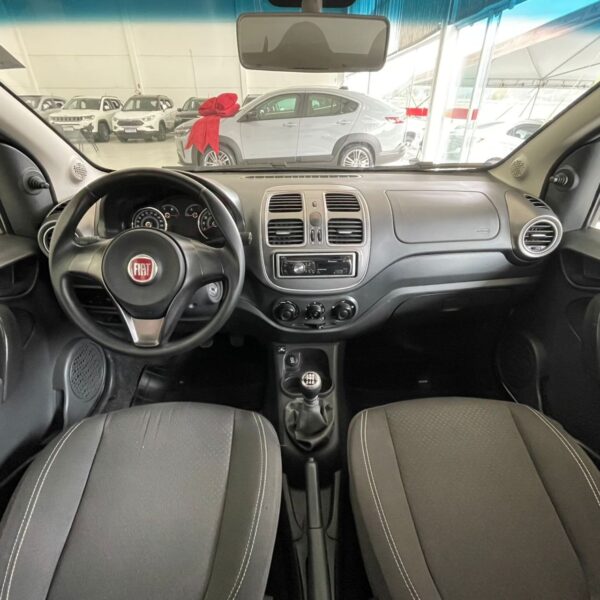Grand Siena ATTRAC. 1.4 EVO F.Flex 8V - Imagem 9