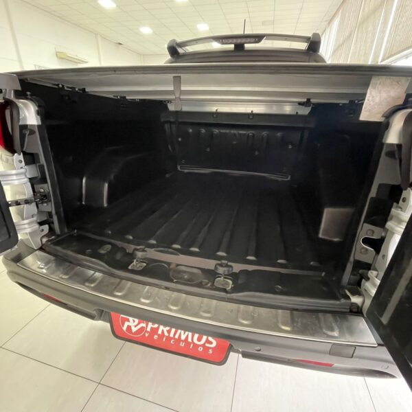 Toro Freedom 1.8 16V Flex Aut. - Imagem 7