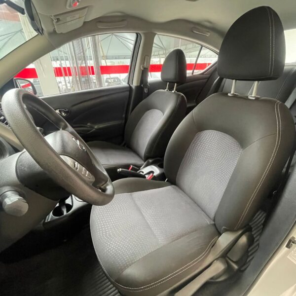 VERSA SV 1.6 16V FlexStart 4p Aut. - Imagem 11