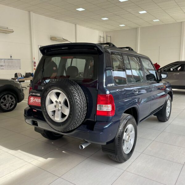 Pajero TR4 2.0  2.0 Flex 16V 4x4 Mec. - Imagem 3